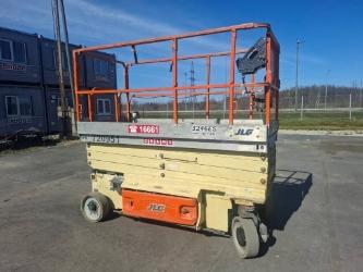 JLG 3246 ES