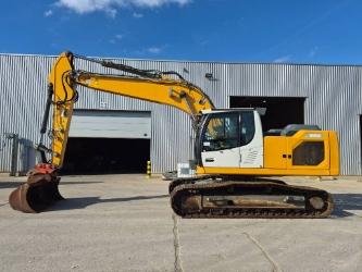 Liebherr 922LC