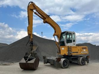 Liebherr A 922 Litronic