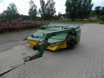 John Deere 1320