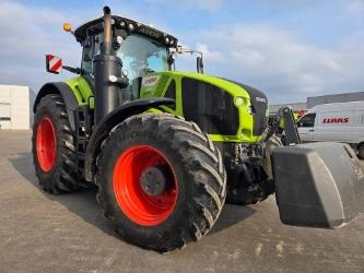 CLAAS Axion 960