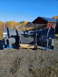 SE Equipment  3700