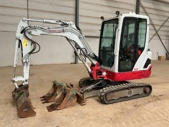 Takeuchi TB 225