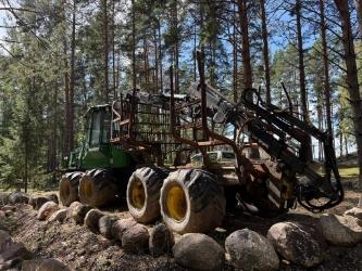 John Deere 810 D Eco III
