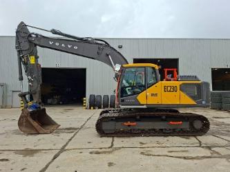 Volvo EC230FL5