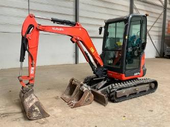 Kubota U 27-4