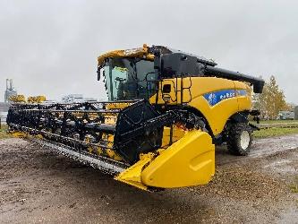 New Holland CX 8070