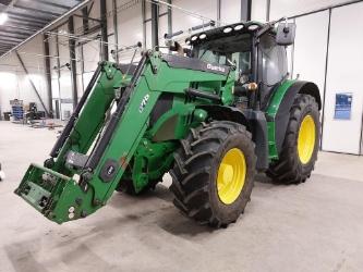 John Deere 6210R