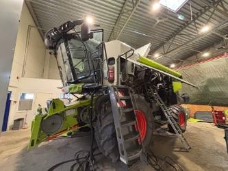 CLAAS Lexion 6800