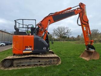 Hitachi ZX 135 US-6