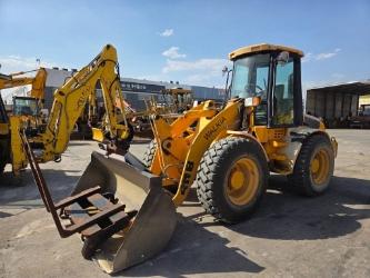 JCB 411 ZX
