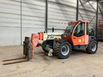 JLG 4013