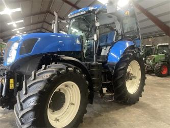 New Holland T7040
