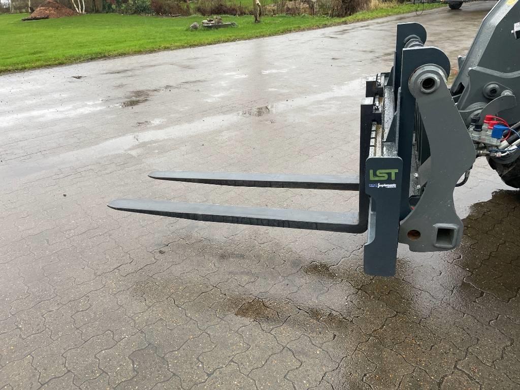 LST 5 ton Forks