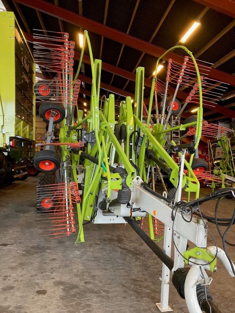 CLAAS LINER 4000 HHA Ranghinatori