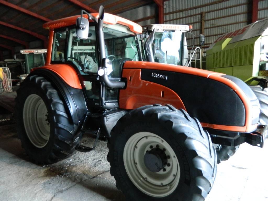 Valtra T190 Traktori