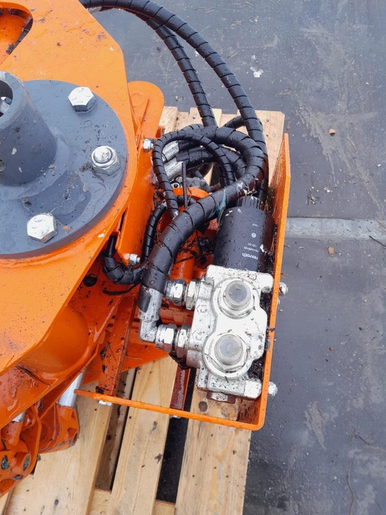 Biojack 230 E Decespugliatrici e trinciatrici idrauliche