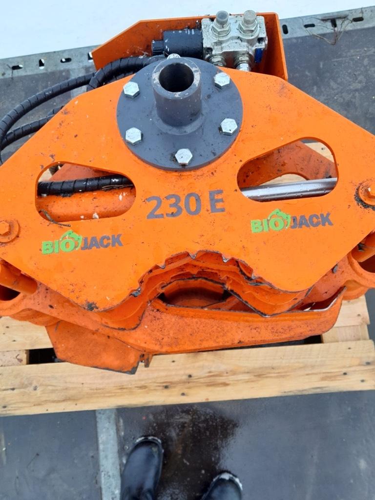 Biojack 230 E Decespugliatrici e trinciatrici idrauliche