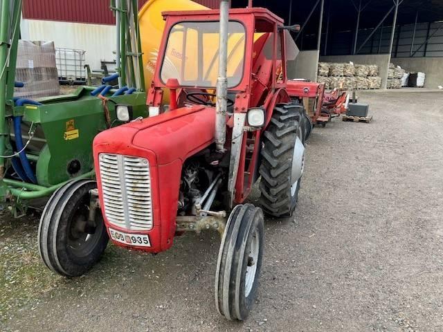 Massey Ferguson 35 Traktorer