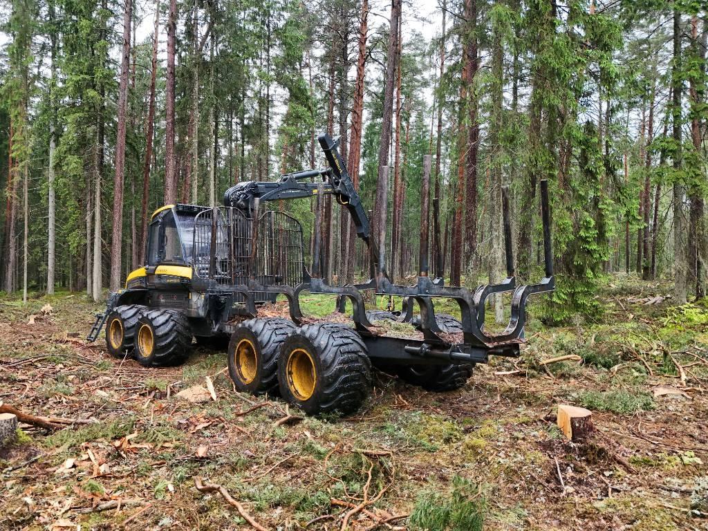 Ponsse Buffalo 8W Forwarder