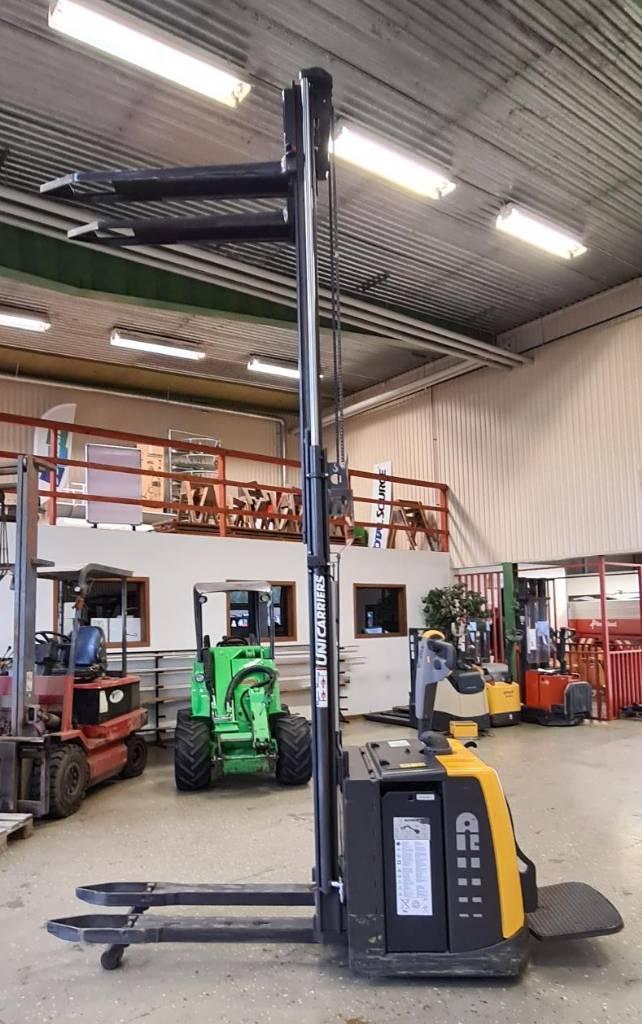 Atlet PSP125 Dubbelstaplare 1,25-2 ton HYR-KÖP Pedestrian stacker