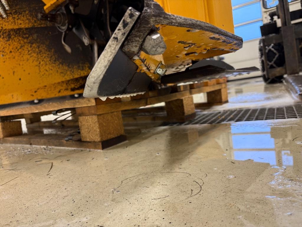 Dalen 2007 med hyd kantvinge. Spazzaneve