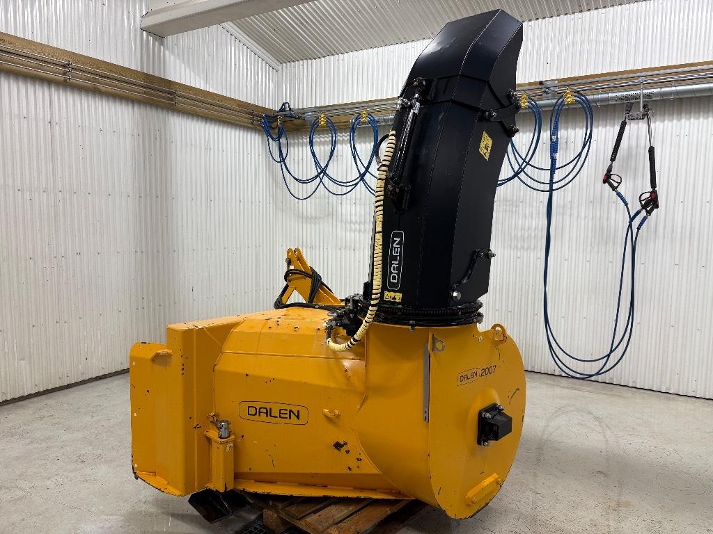 Dalen 2007 med hyd kantvinge. Spazzaneve