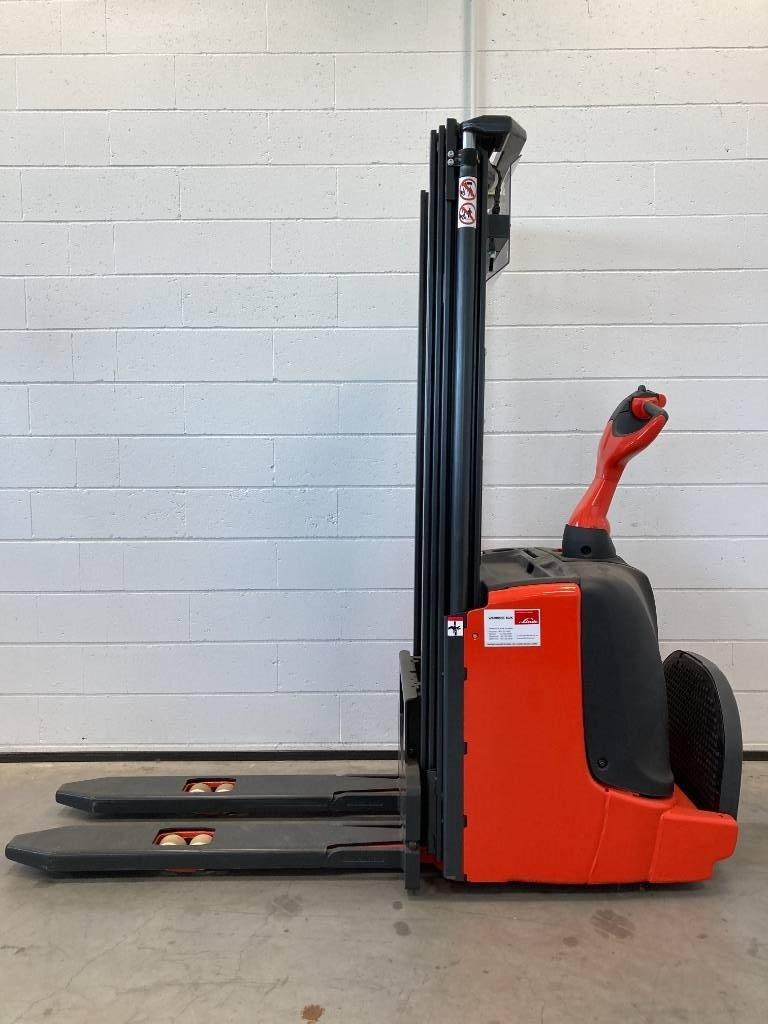Linde L14P/1169 Platvormiga virnastajad