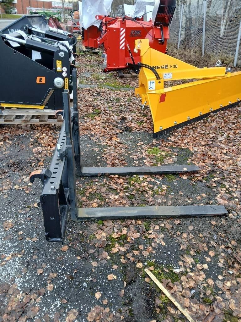 Ålö Trukkipiikit EURO Frontladerzubehör