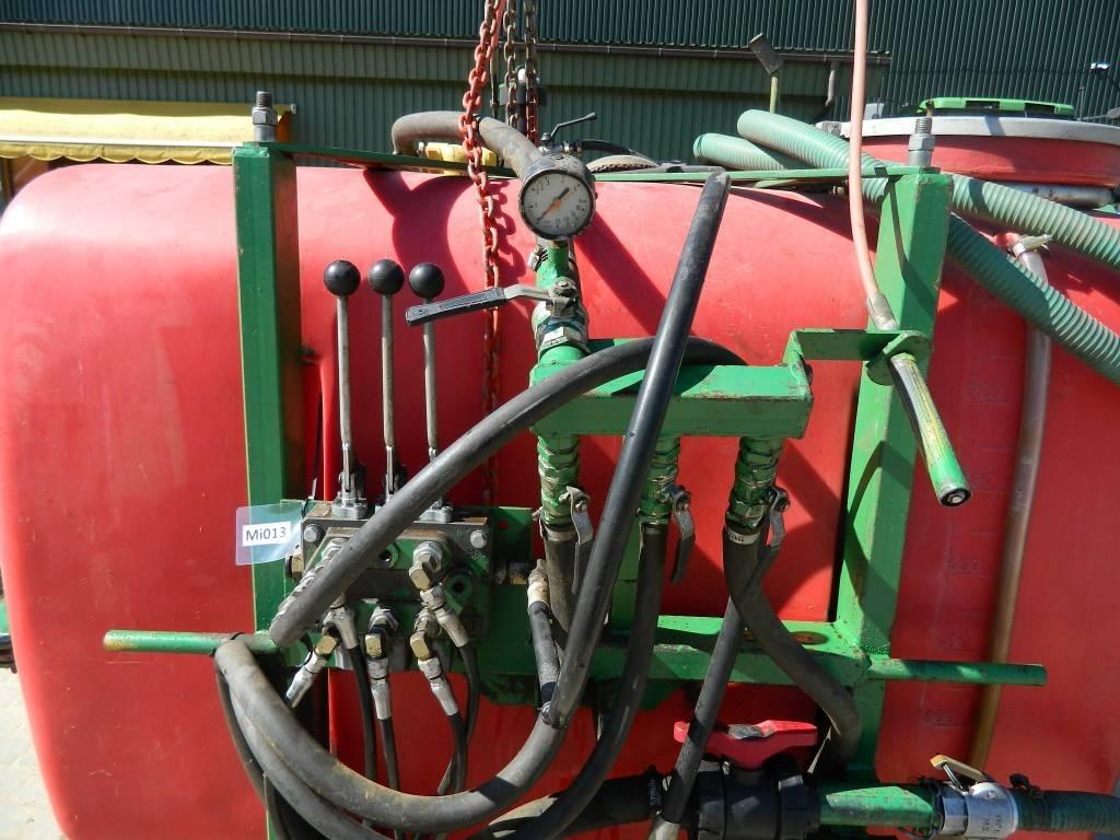 Moteska 12000 Šķidrā mēslojuma smidzinātāji