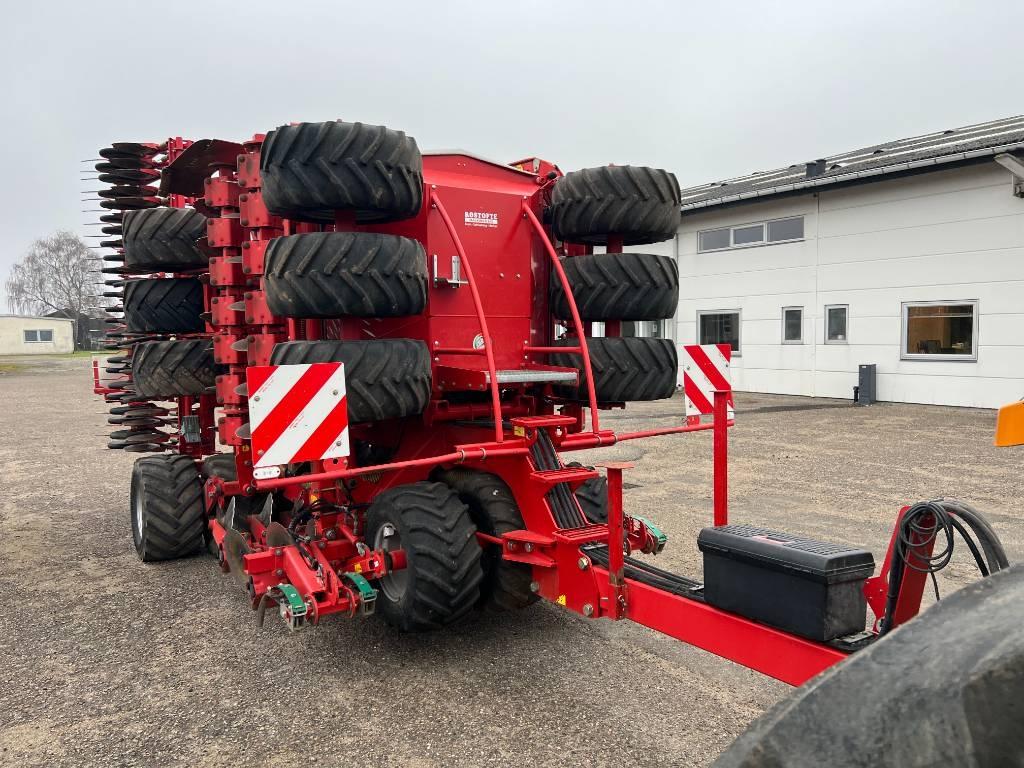 Kverneland U-DRILL  6m Drills