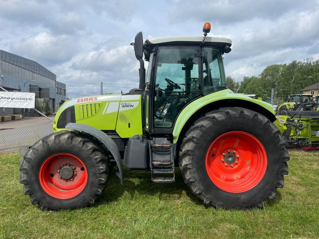 CLAAS Arion 630 C Trattori