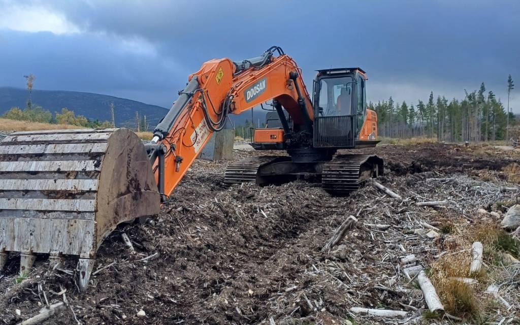 Doosan DX 225 LC-5 Crawler excavators