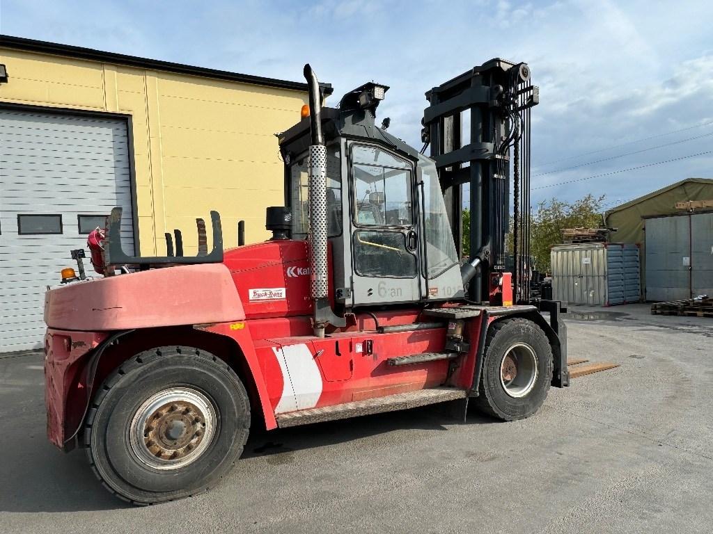 Kalmar DCE160-9 Diesel Trucker