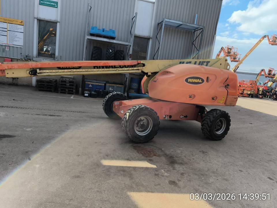 JLG 460 SJ Teleskopické plošiny