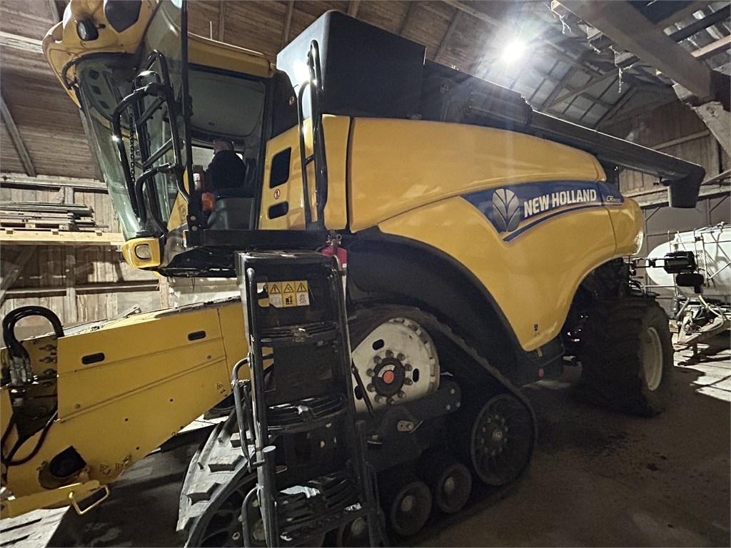 New Holland CR 9090 Mietitrebbiatrici