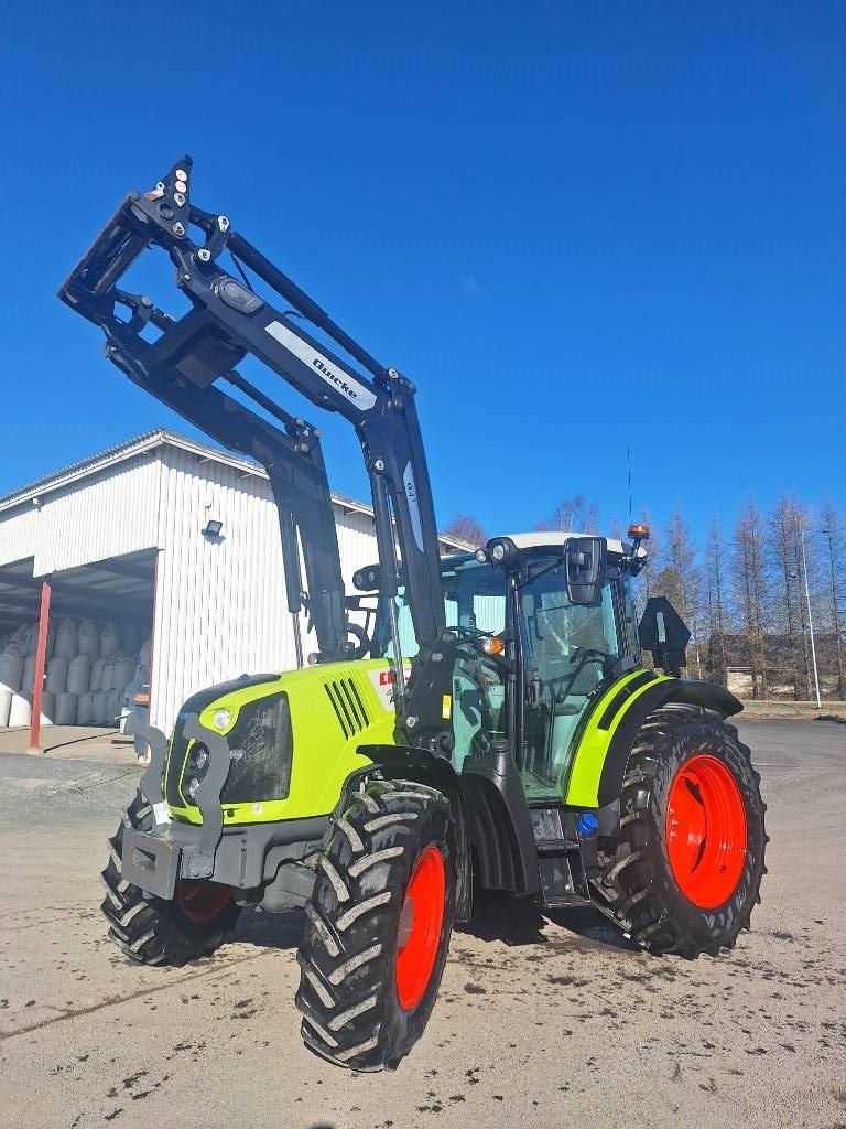 CLAAS Arion 420 Traktoren