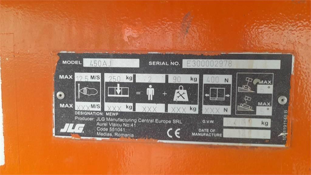 JLG 450AJ Kloubové plošiny