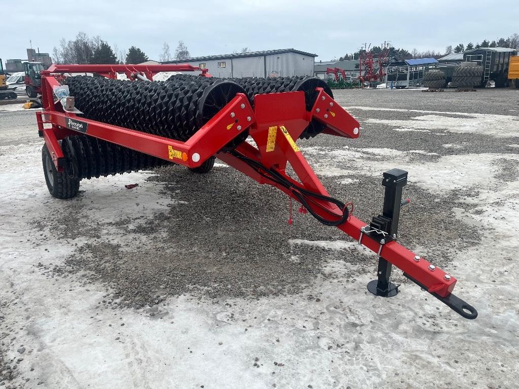 Kverneland Actiroll 830 Rollers