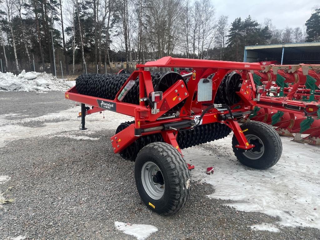 Kverneland Actiroll 830 Rollers