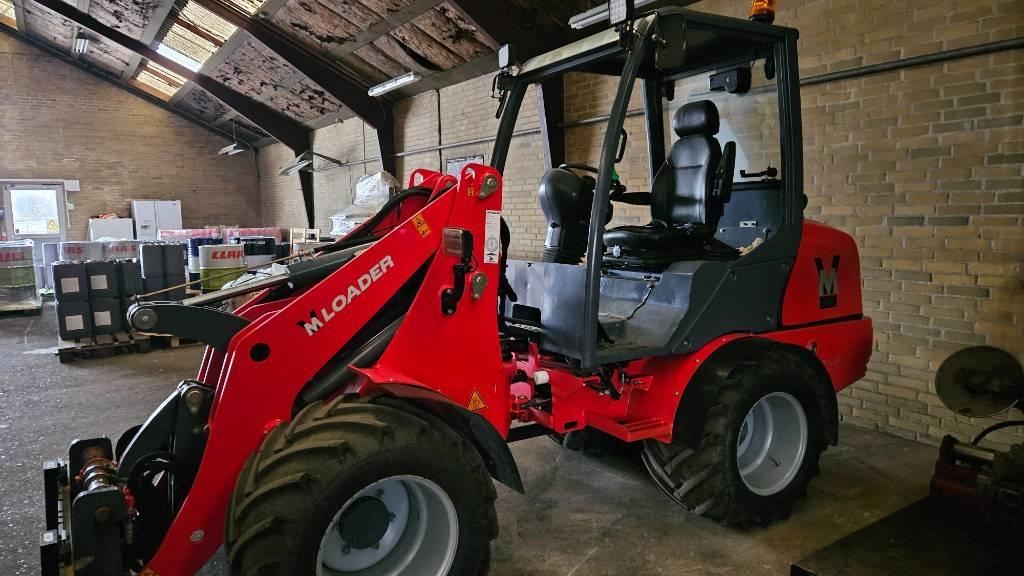 VM Loader 1050 LX Mini loaders