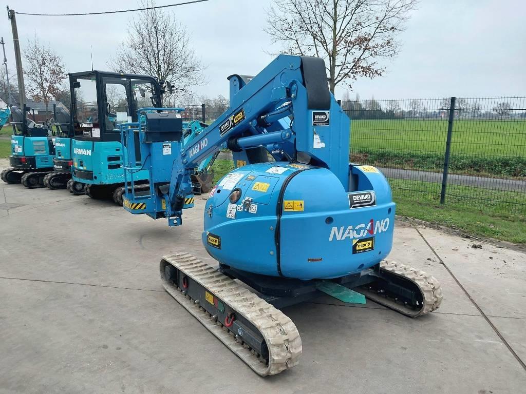 Nagano 09 AC Articulated boom lifts