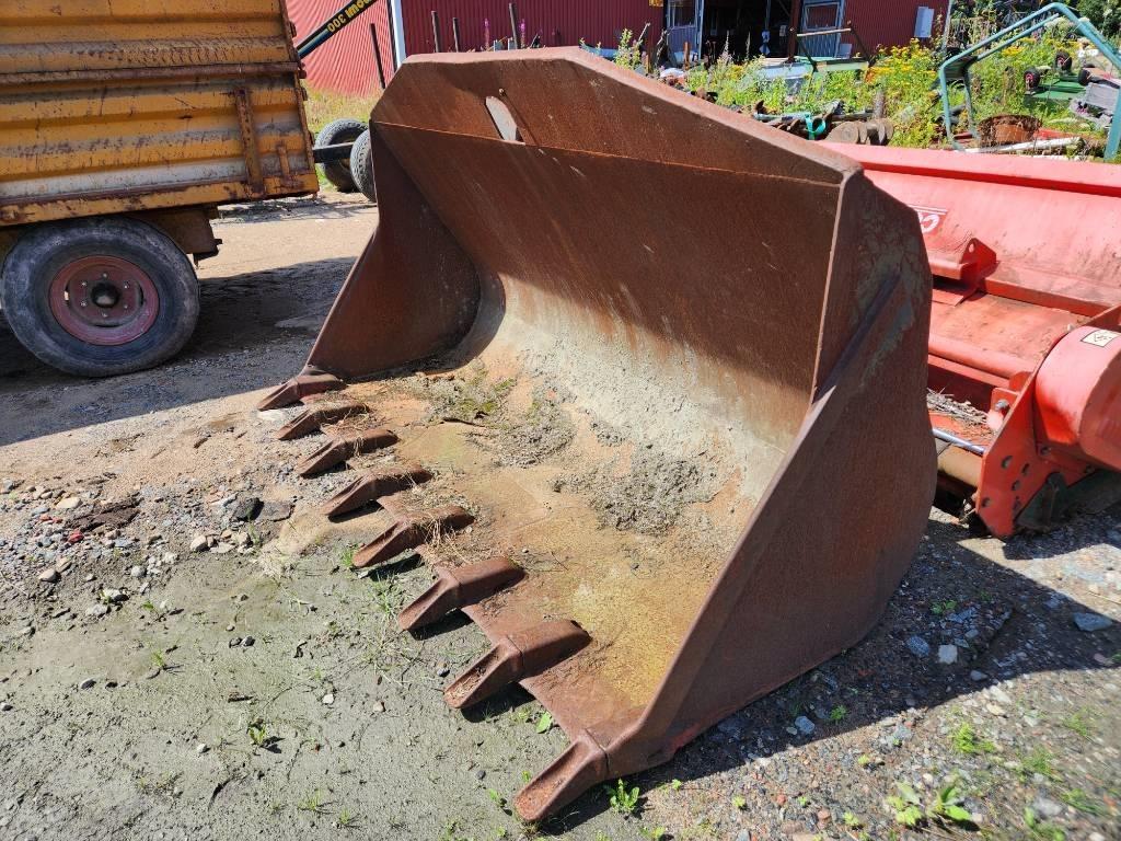 Volvo BM Grusskopa 1,9 M3 Tand STBM Skopor