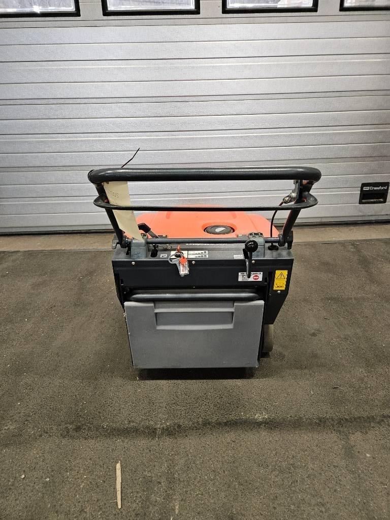 Hako Sweepmaster B650 Inomhus sopmaskiner