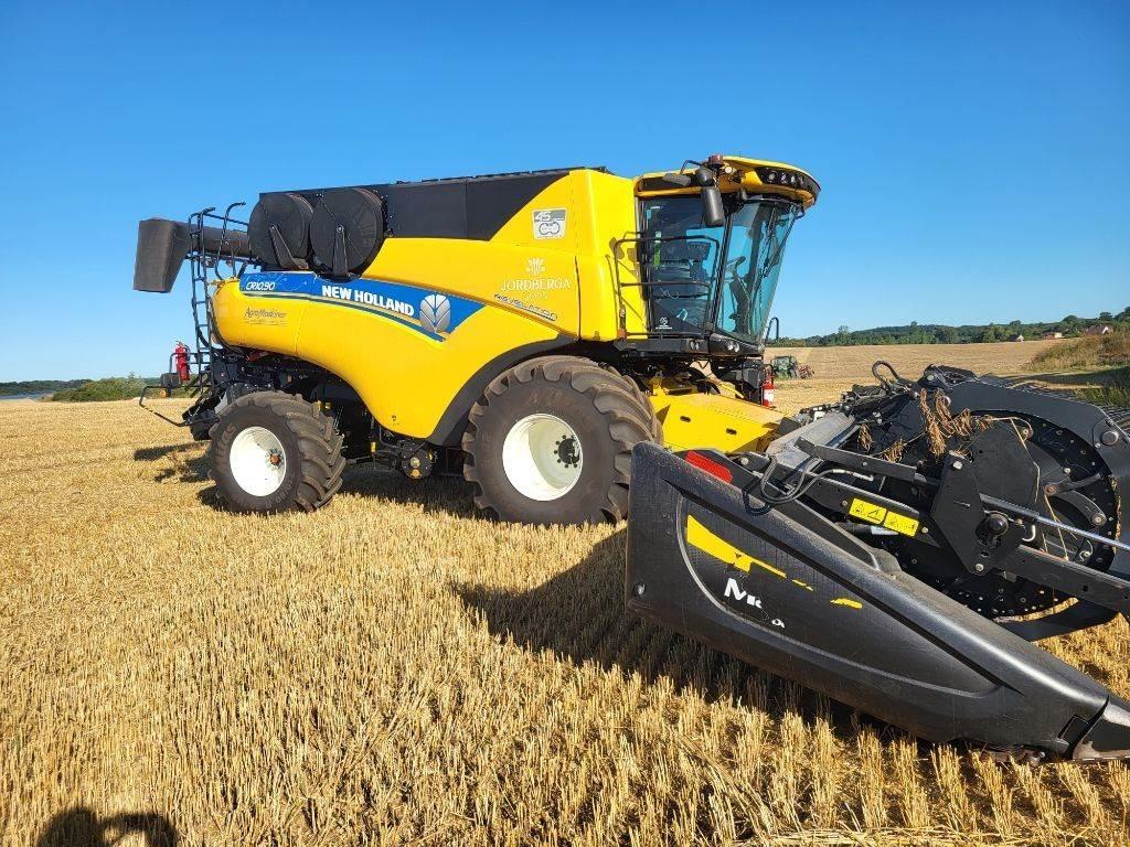 New Holland CR 10.90 Mietitrebbiatrici