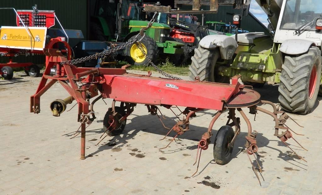 JF CR320 Grābekļi un siena ārdītāji