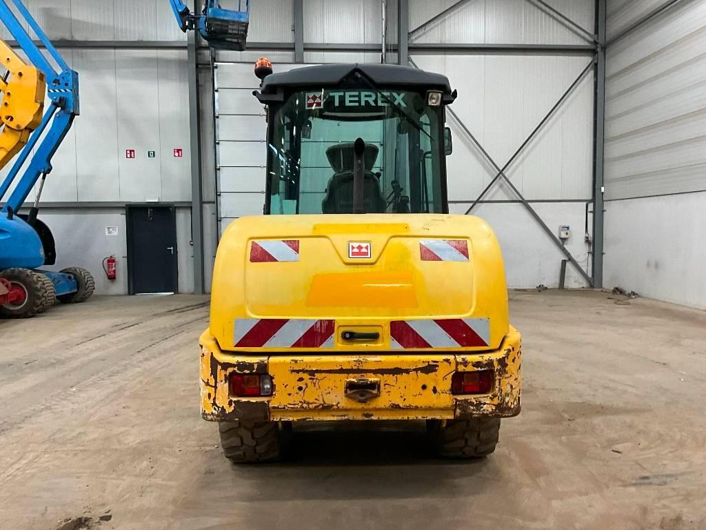 Terex TL 80 Pale gommate