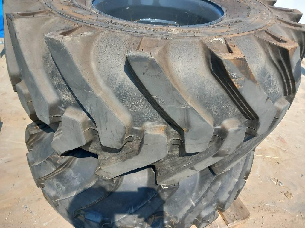  TractionMaster 18-19,5 Tyres, wheels and rims