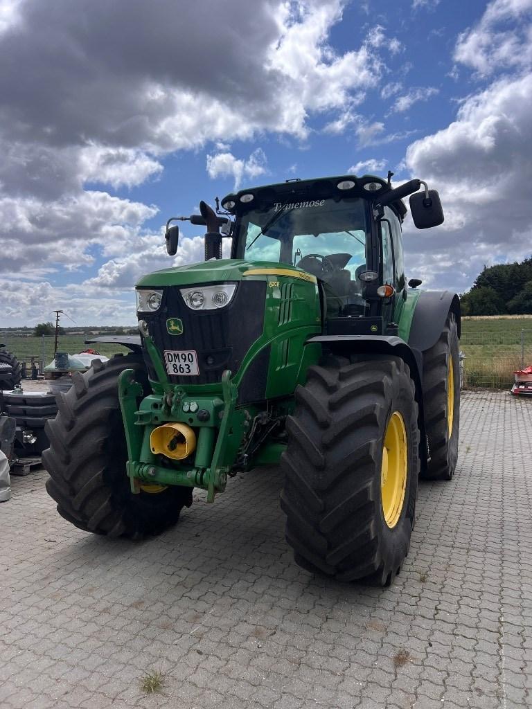 John Deere 6210 R AutoPower Tractors