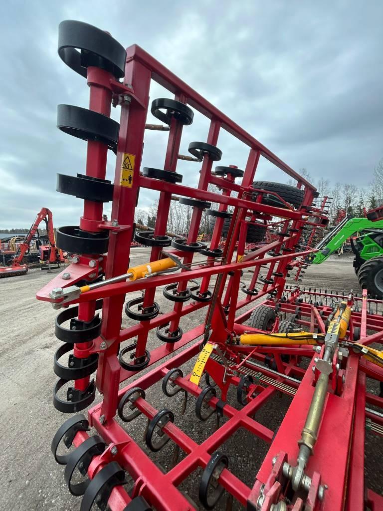 Potila Maxer 7000 Harrows